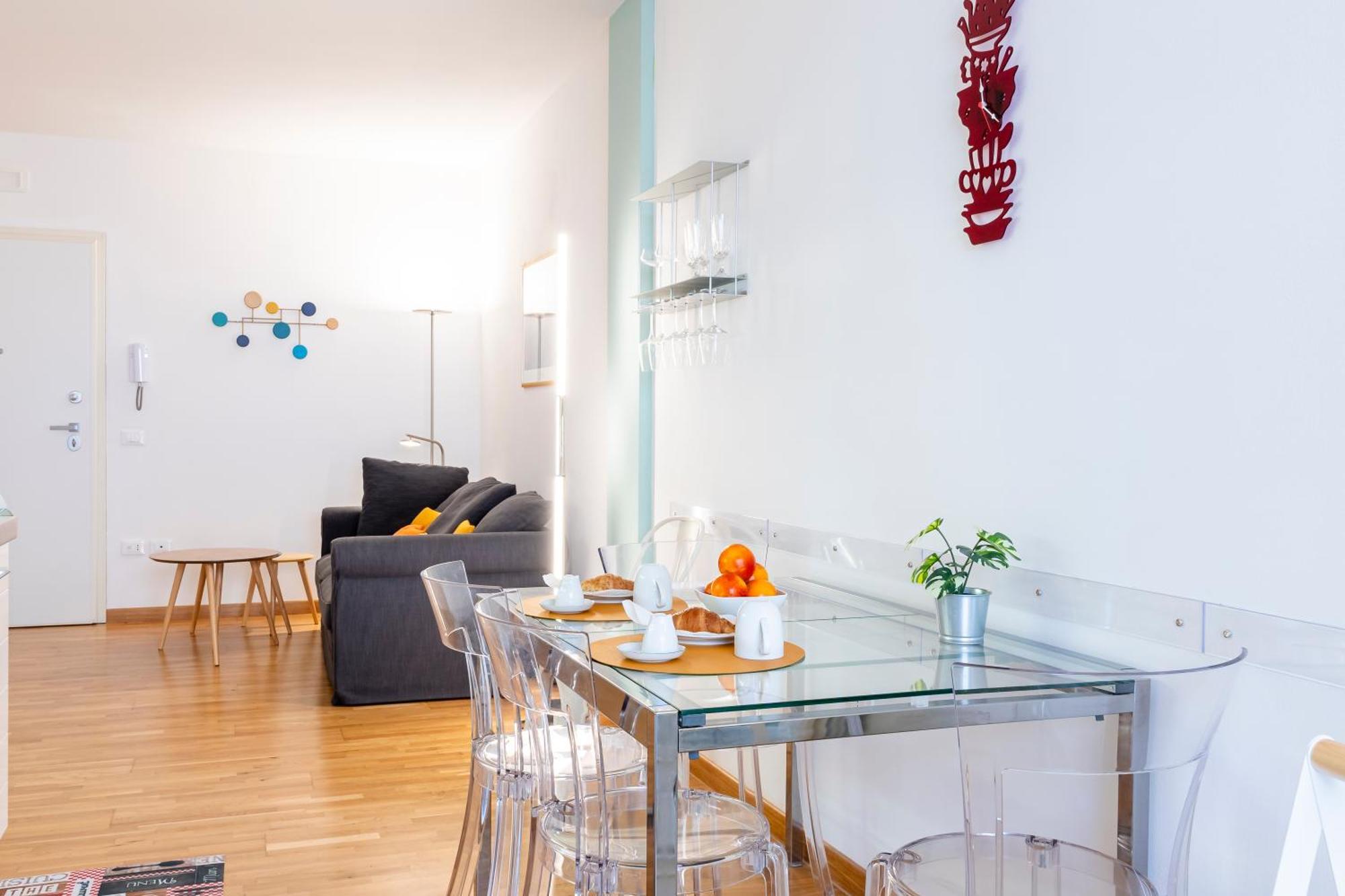 Piazza Cavallotti & Mercato Centrale Apartment! 리보르노 외부 사진