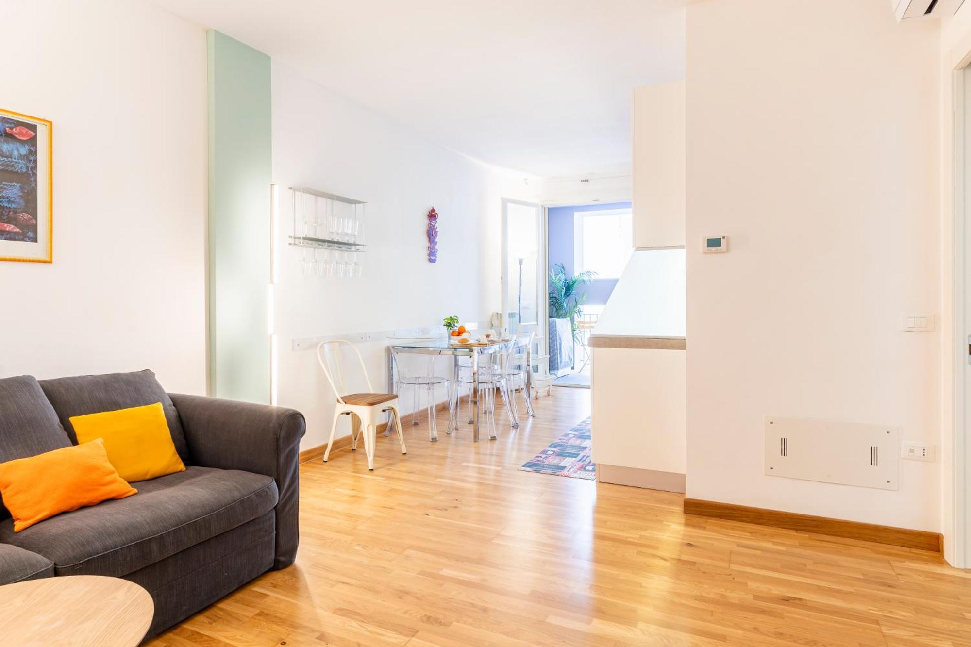 Piazza Cavallotti & Mercato Centrale Apartment! 리보르노 외부 사진
