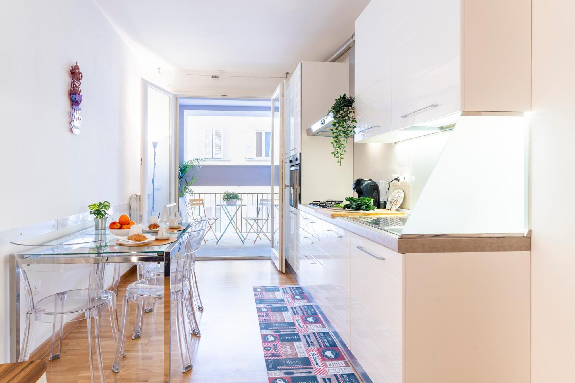 Piazza Cavallotti & Mercato Centrale Apartment! 리보르노 외부 사진
